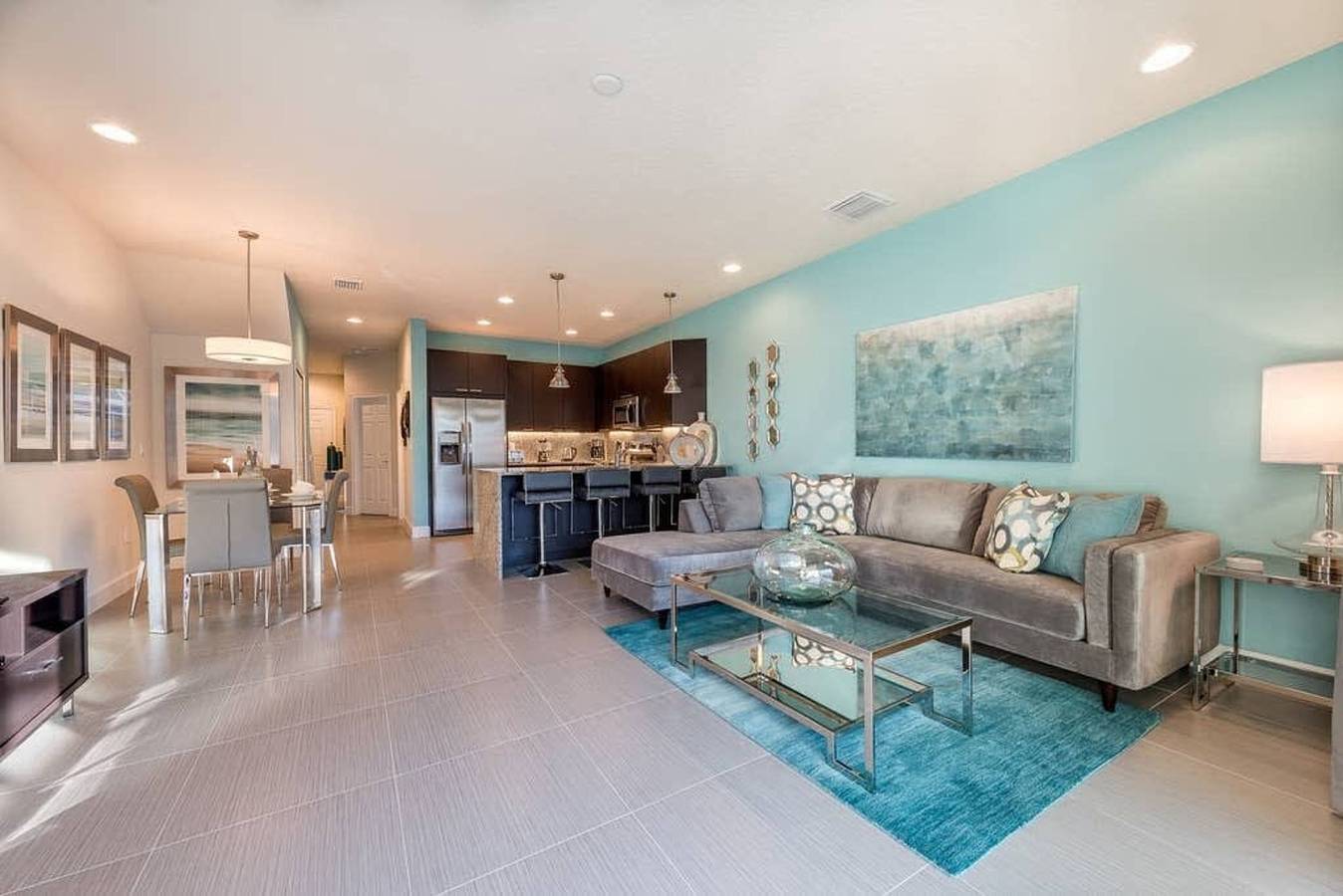 Super cozy home with private pool in Four Corners, Lake County