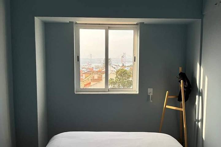 Ganze Wohnung, Design-Penthouse mit Flussblick in Lissabon in Campo de Ourique, Costa de Lisboa
