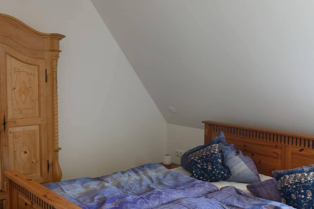 1+2) Fewo 5-Raum (110m², 6 Pers., 3 Schlafräume), tierfrei - Landhaus Xl mit in Carinerland, Neubukow-Salzhaff