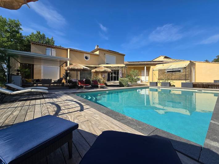 Villa "Superbe met privézwembad, Wi-Fi en verkoelende vloer" in Bras, Brignoles region