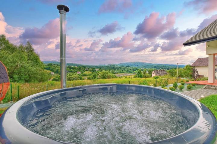 Geheel appartement, Apartament ArPioNa - Jacuzzi and sauna included in Klein-Polen