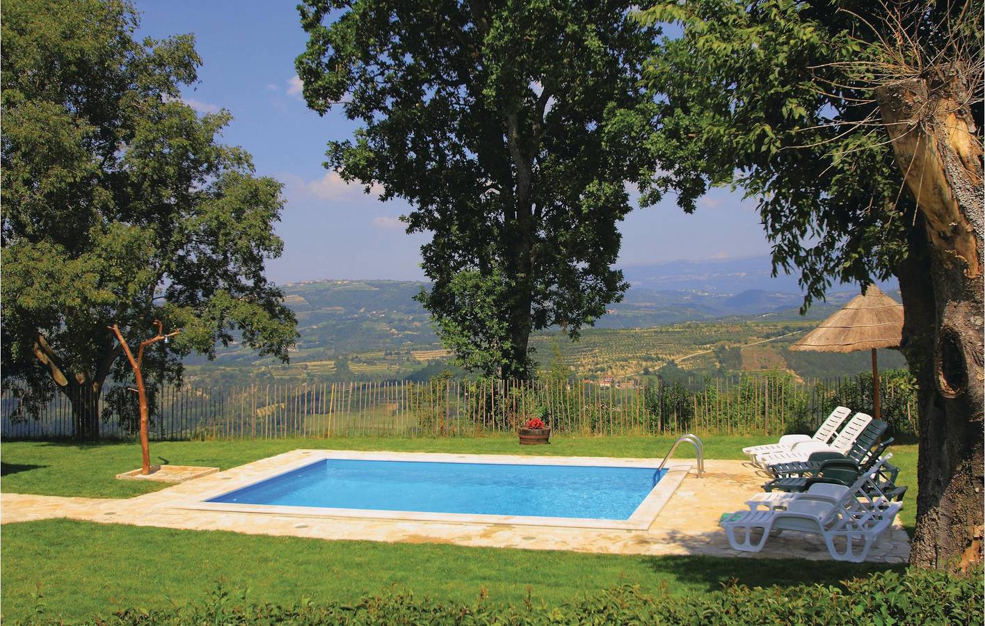 Ferienhaus für 8 Personen mit Terrasse in Pazin, Zentralistrien
