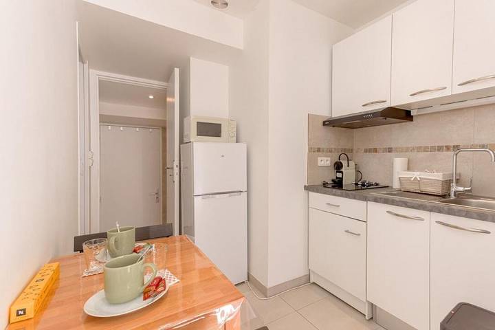 Gîte pour 2 personnes, avec balcon dans Palais Des Festivals Et Des Congres - 3