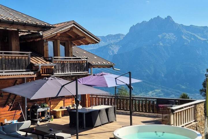 Gîte pour 15 personnes, avec balcon et jacuzzi à Cordon