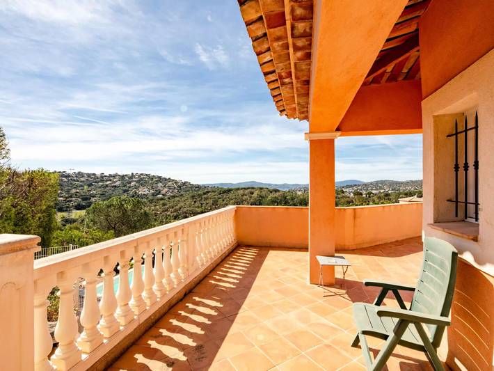 Location de vacances pour 8 personnes, avec piscine et terrasse dans Golf Bluegreen Sainte-Maxime - 4