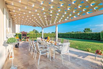 Villa für 13 Personen in Monsummano Terme, Pistoia Provinz, Bild 3