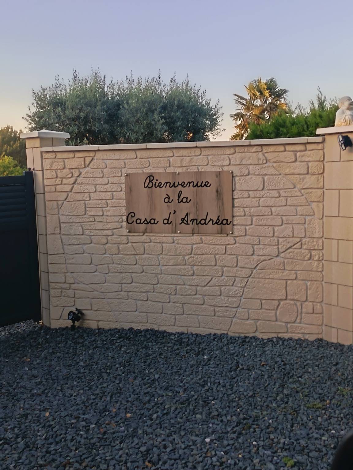 Maison de vacances « La Casa Andréa » avec piscine privée, Wi-Fi et climatisation in Villars-en-Pons, Région de Saintes