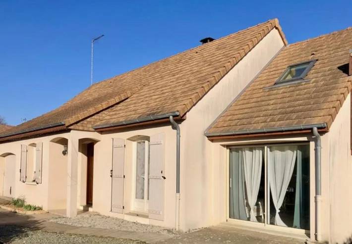 Gîte pour 4 personnes, avec terrasse dans Soulitré - 3