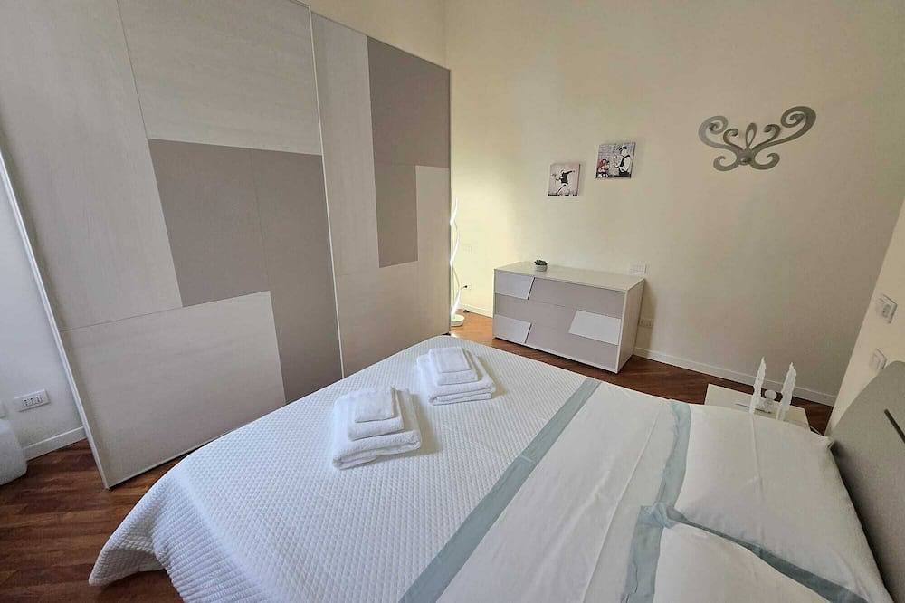 Entire apartment, Appartamenti Forteguerriana, residenze di pregio in centro storico a Pistoia in Pistoia, Pistoia Province