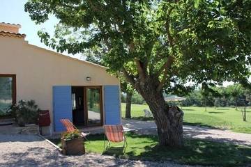 Gîte pour 4 Personnes dans Peypin-D'aigues, Luberon, Photo 4