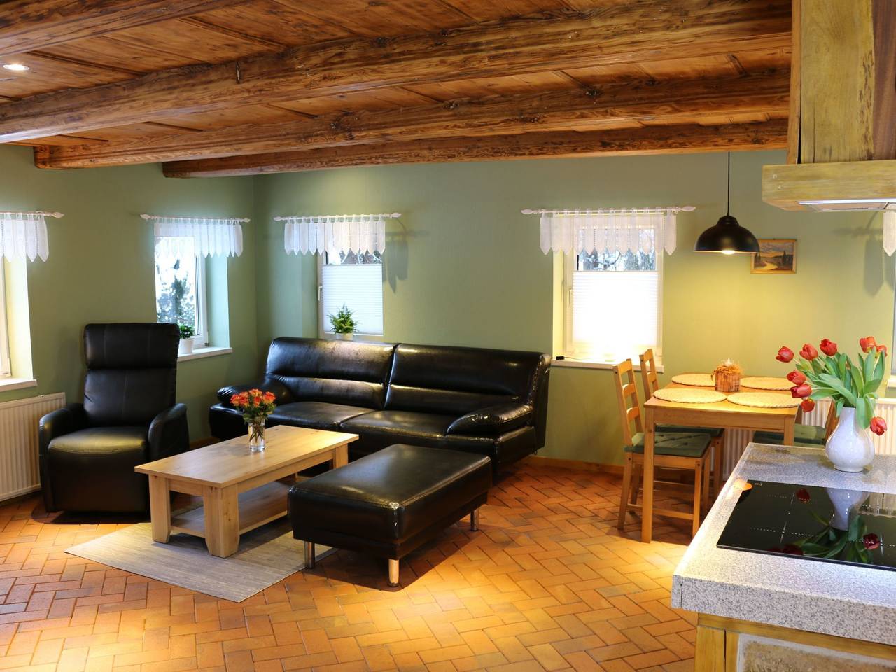 Ganze Wohnung, Appartement mit Garten, Grill und Terrasse in Jonsdorf, Zittauer Gebirge