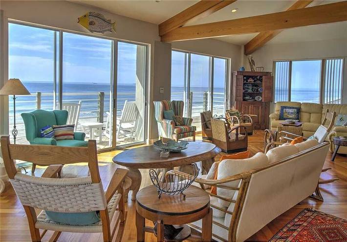 Vacation rental for 12 people, with terrace, with pets in Atlantic Beach