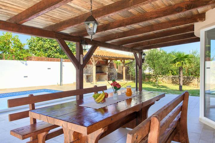 Villa mit pool für 9 Personen, mit Garten und Pool auf Krk - 4