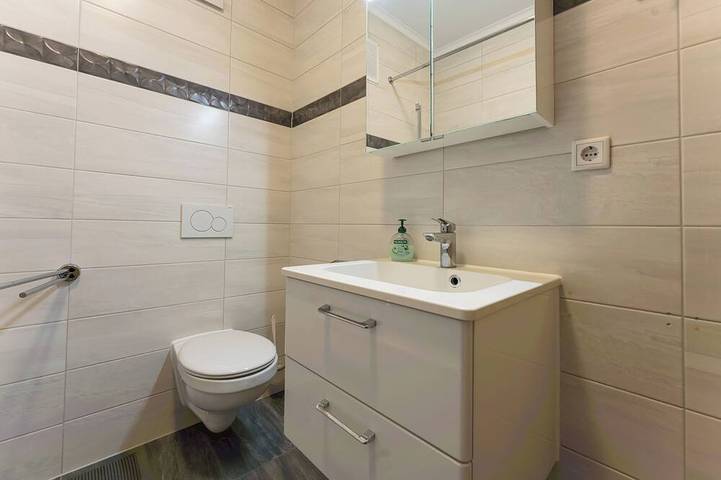 Ganze Wohnung, Gemütliches Apartment mit Schlafmöglichkeiten für bis zu 6 Gäste in Ebersheim (Mainz), Mainz