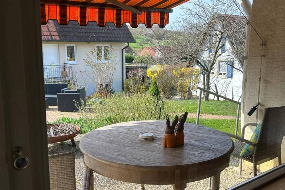 Ganze Wohnung, Apartment Gartenblick mit eigener Terrasse, Parkplatz und Wlan in Britzingen, Müllheim