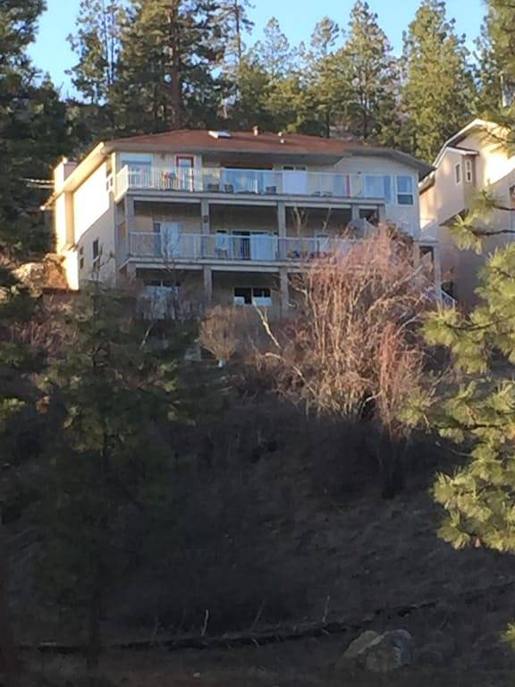 A Million Dollar View im Zentrum des Okanagan Universums! in Peachland, Regional District of Central Okanagan