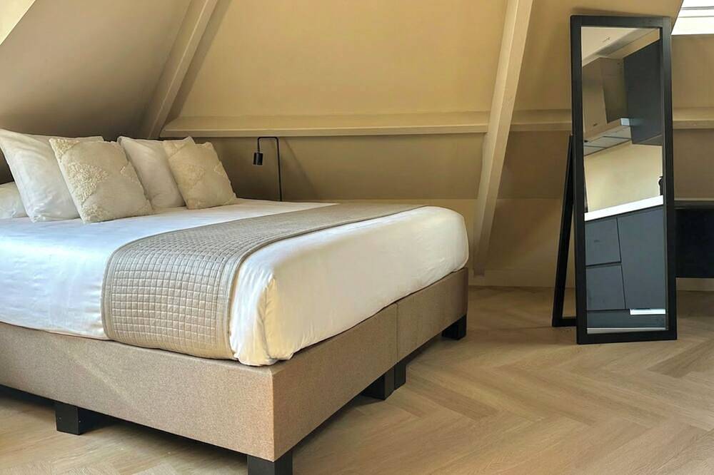 Ganze Wohnung, Dieses Apartment befindet sich in einer der besten Lagen von Breda, in der Nähe des Stadtzentrums von Breda, des Chassé Theaters, der Avans University of Applied Sciences und des Bahnhofs Breda—ideal sowohl für Freizeit- als auch für Geschäftsaufenth in Breda, Nordbrabant