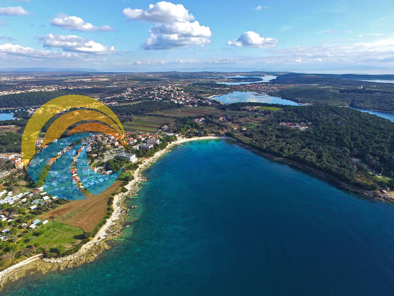 Apartamento entero, Apartamento de vacaciones para 4 personas con terraza in Banjole, Costa sur de Istria