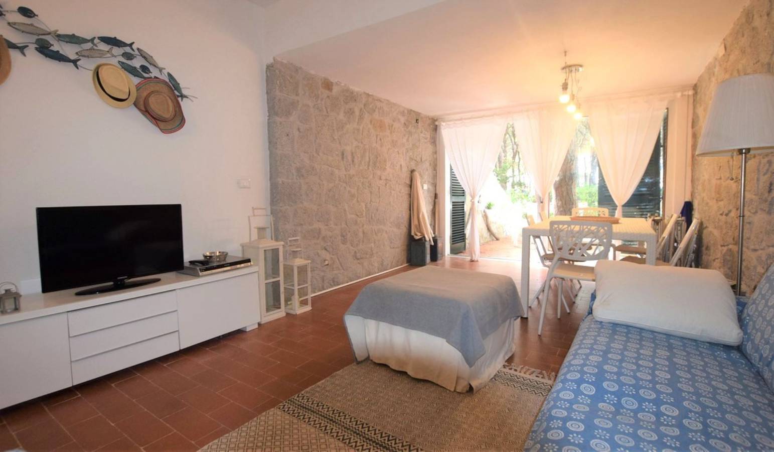 Apartamento vacacional entero, Apartamento de vacaciones para 4 personas con jardín in Marina di Campo, Campo nell'Elba