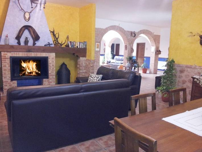 Casa rural para 16 personas, con piscina además de jardín y vistas en Campo de Calatrava - 4