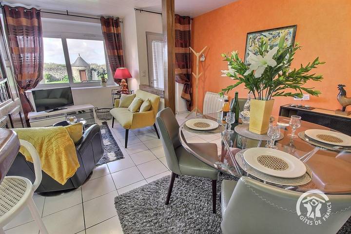 Gîte pour 2 personnes, avec jardin et sauna ainsi que jacuzzi et terrasse à Plancoët - 4