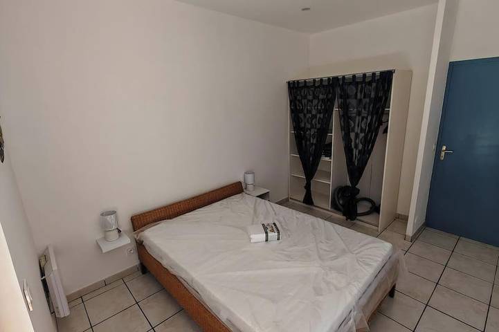 Gîte pour 6 personnes, avec jardin dans Office De Tourisme De Marseillan - 3