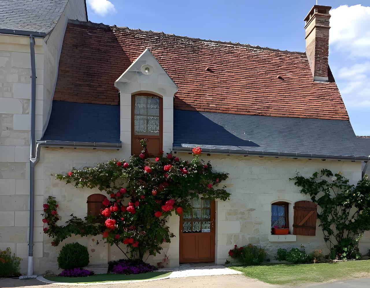 Location De Vacances pour 2 Personnes dans Bréhémont, Région de Chinon