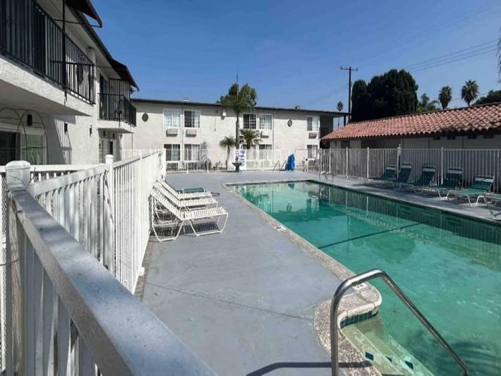 Ganze Wohnung, 2 Queensize-Betten | Barrierefreier Zugang | Microbridge in Buena Park, Orange County