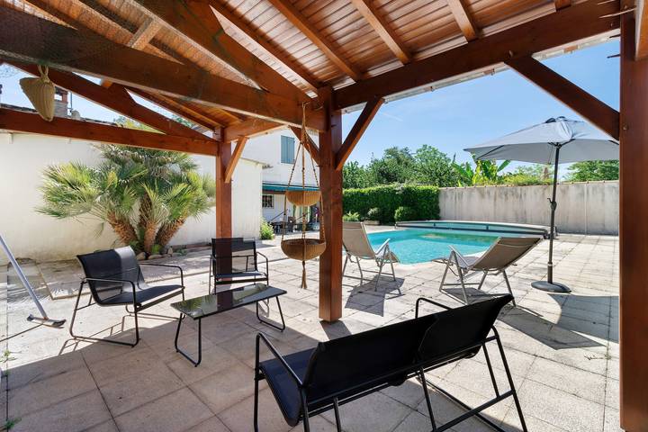 Villa pour 4 personnes, avec Jardin