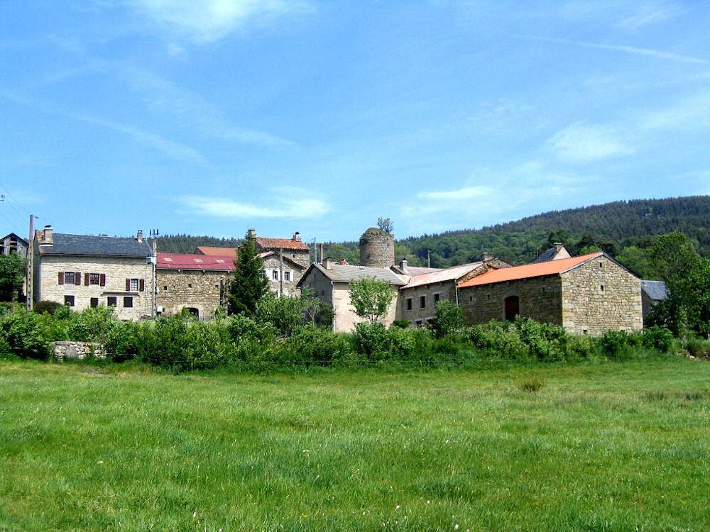 Gîte 3 étoiles et 3 épis, confort et charme en Lozère in Le Malzieu-Forain, Région de Mende