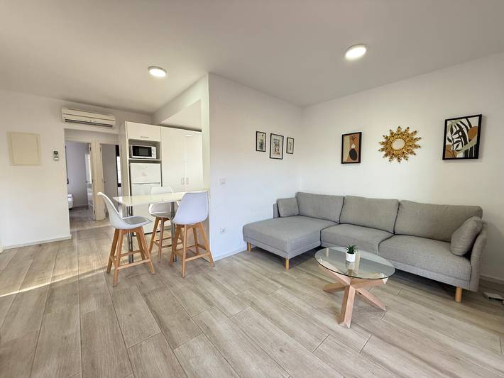 Entire apartment, Apartment in Roses, near beach, amenities on foot in Platja de Sant Margarida (Roses), Roses