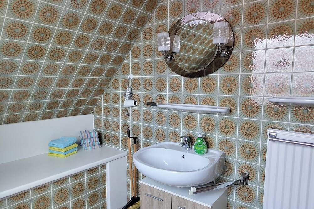 Ganze Wohnung, Ferienwohnung mit kurzen Wegen zur Nordsee, Jever, Wilhelmshaven, Schortens. in Schortens, Metropolregion Bremen-Oldenburg