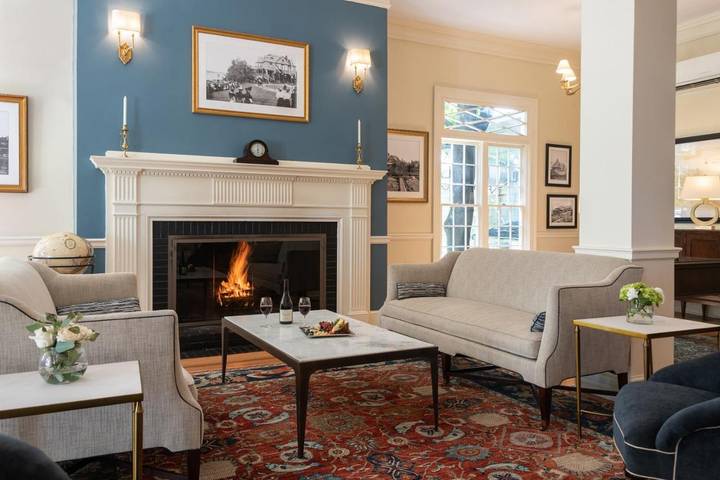 Hôtel pour 4 personnes, avec sauna et jardin ainsi que jacuzzi et piscine, adapté aux familles