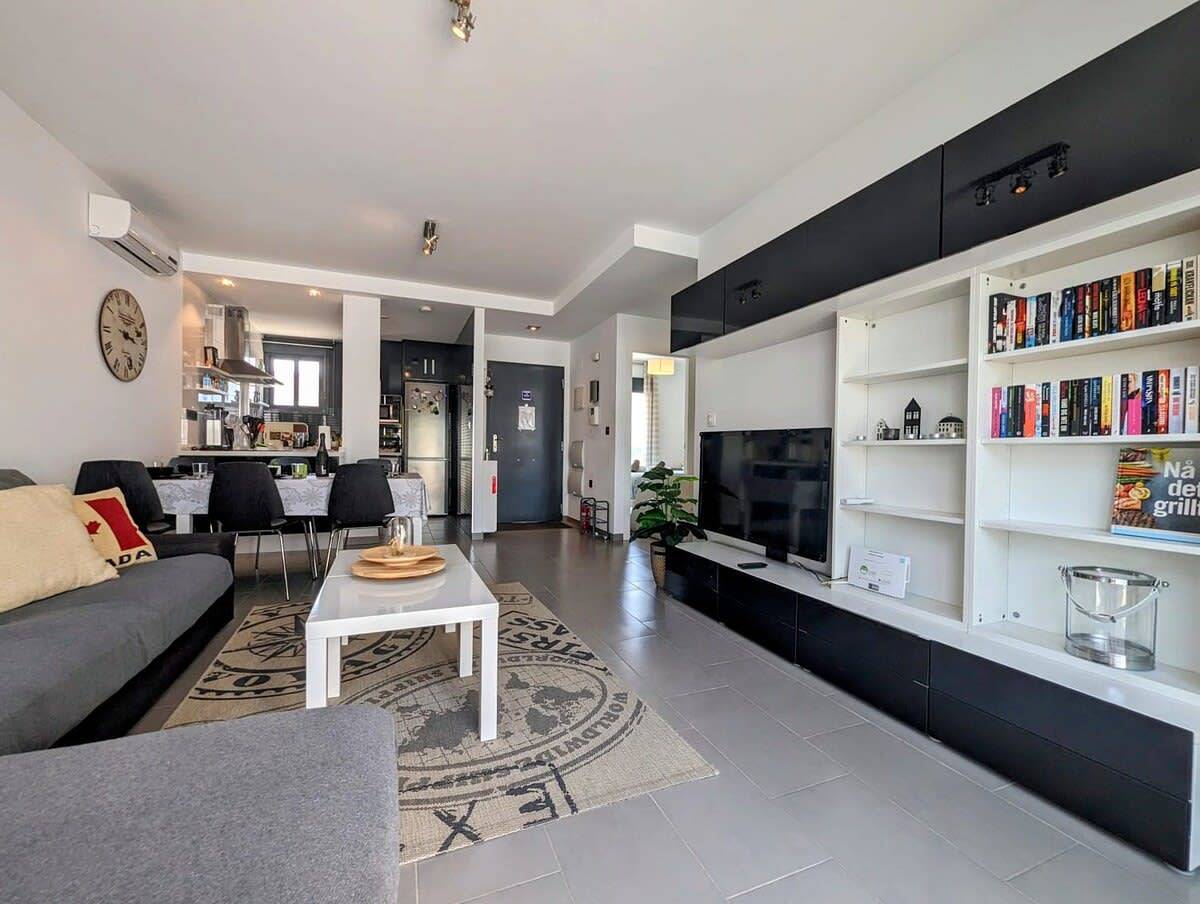 Entire apartment, Modern 2 Bed Apt in La Zenia in La Zenia, Orihuela