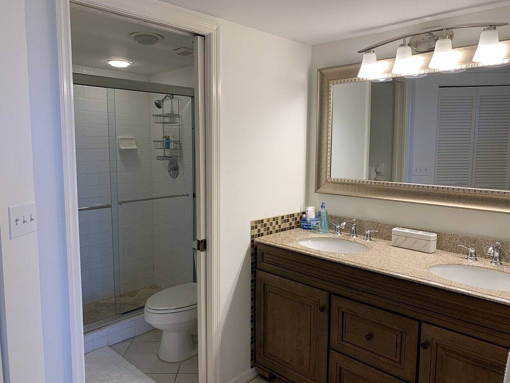 Ganze Wohnung, Beautiful gated condo with private beach access. in Naples Beach, Naples (Florida)