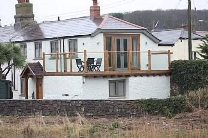 Cottage for 7 people, with garden and balcony in Bude