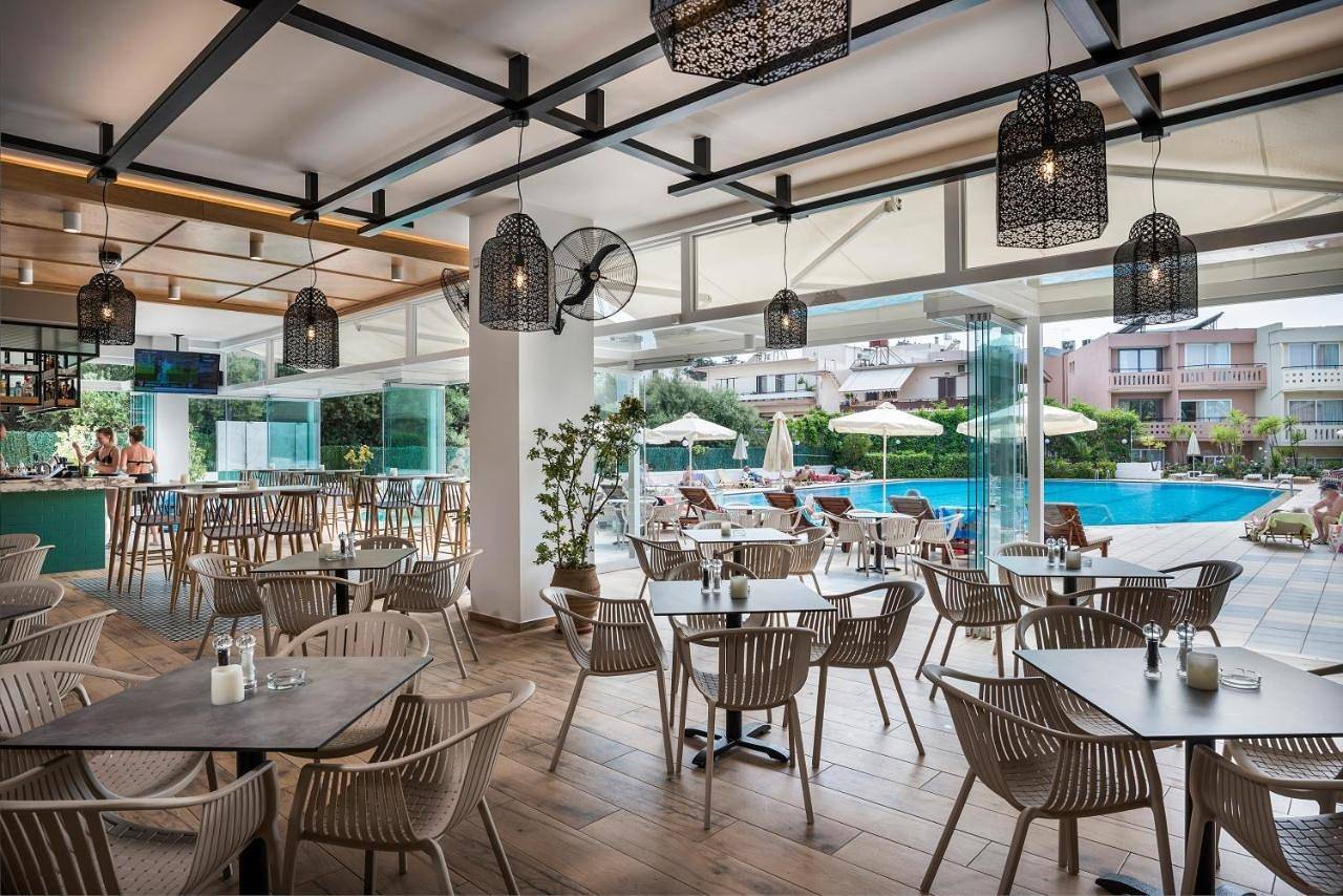 Atrion Resort Hotel in Agia Marina, Chania en omgeving