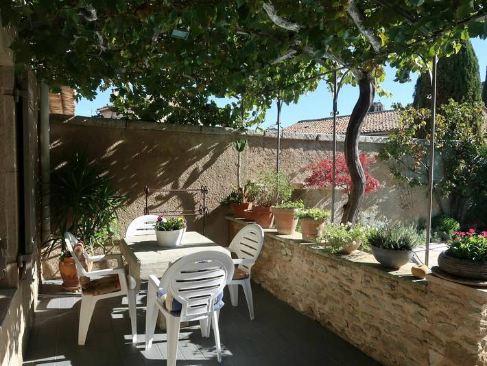 Location de vacances pour 5 personnes, avec jardin à Robion - 2