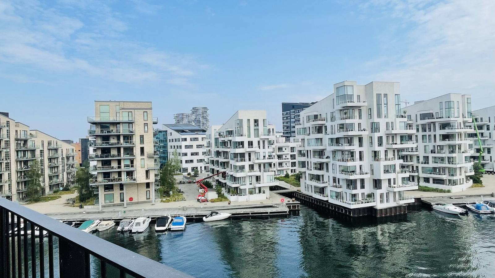 Geheel appartement, Vakantieappartement voor 2 personen met balkon in Hovedstaden
