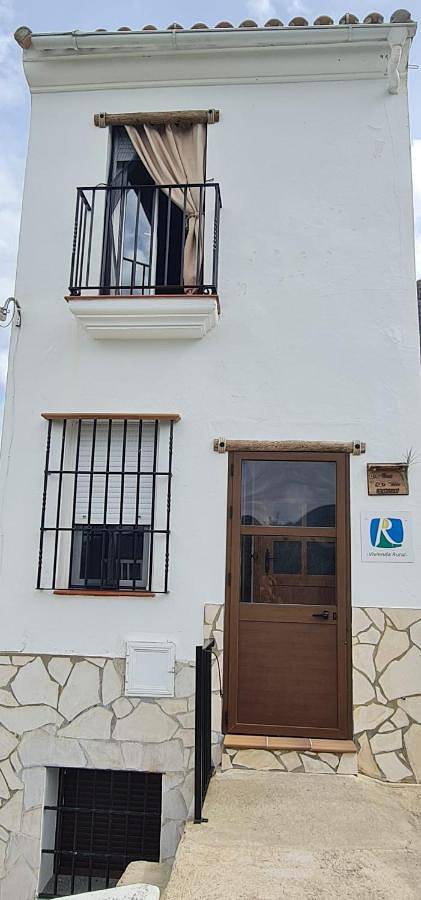 Casa rural para 6 personas, con Balcón y Terraza además de Vistas al lago y Vistas en Zahara de la Sierra - 4