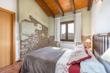 Casa Rural para 8 Personas en Graus, Pirineo Aragonés, Foto 3