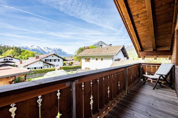 Ferienhaus "Am Josefibrunnen" in Farchant in Mühldörfl, Farchant