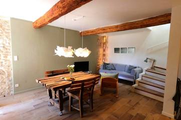 Gîte pour 2 personnes, avec jardin et vue dans Colorado provençal