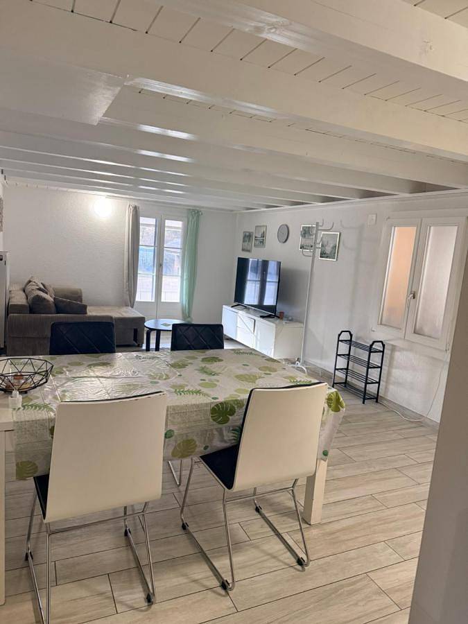 Gîte pour 8 personnes, avec vue et balcon à Wimmis - 2