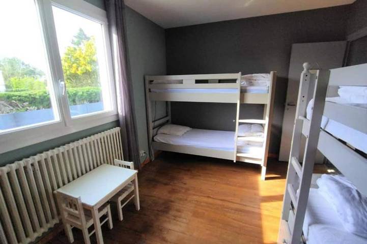 Maison Bord De Mer 3 Chambres Avec Jardin Et Cuisine Exterieure in Les Sables-d'Olonne, Vendée