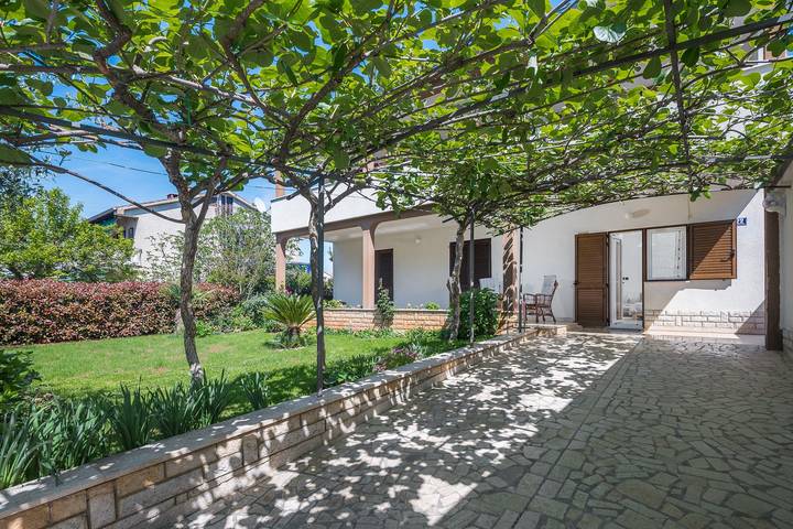 Ferienwohnung für 2 Personen, mit Balkon/Terrasse in Poreč