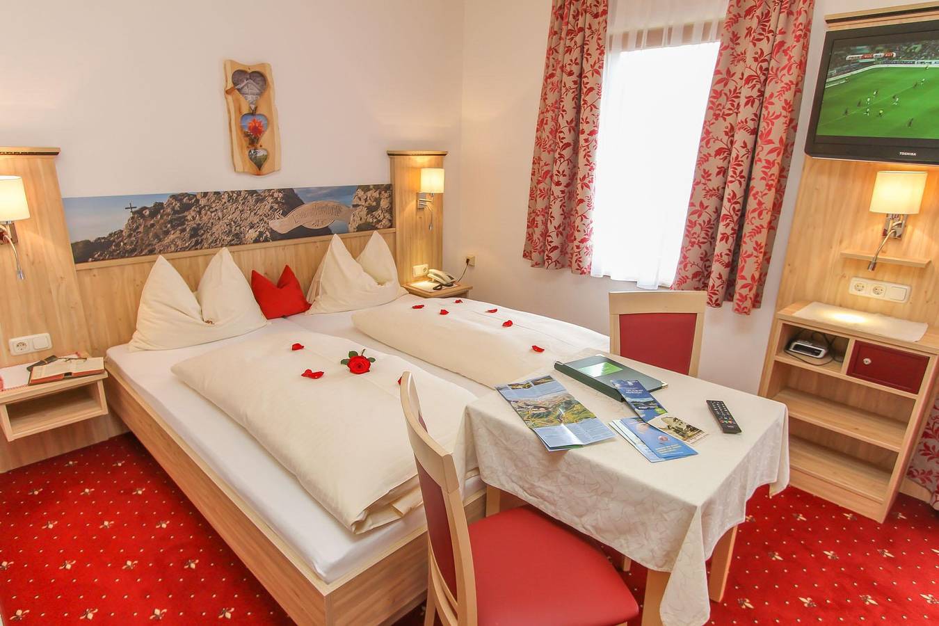 Doppelzimmer mit Zustellbett in Zell am See (Stadt), Zell am See