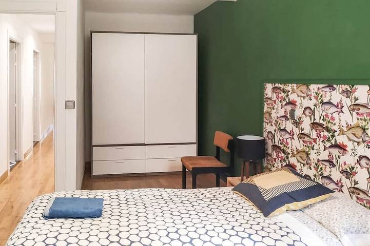 Appartement entier, Appartement de 100 m2 dans une rue calme sur le quartier historique, à deux minutes de tout in Pampelune, Province de Navarra
