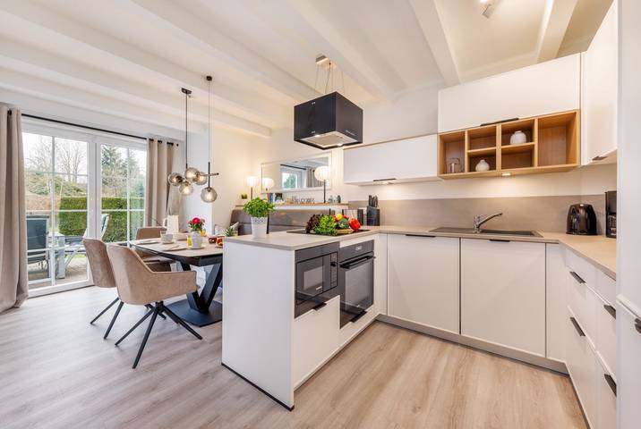 Ferienhaus für 7 Personen, mit Sauna und Seeblick sowie Garten in Zingst - 2