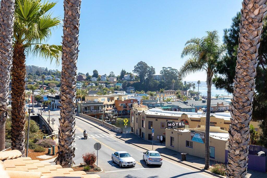 Capitola Ocean Views- Dog Friendly in Capitola, Santa Cruz County